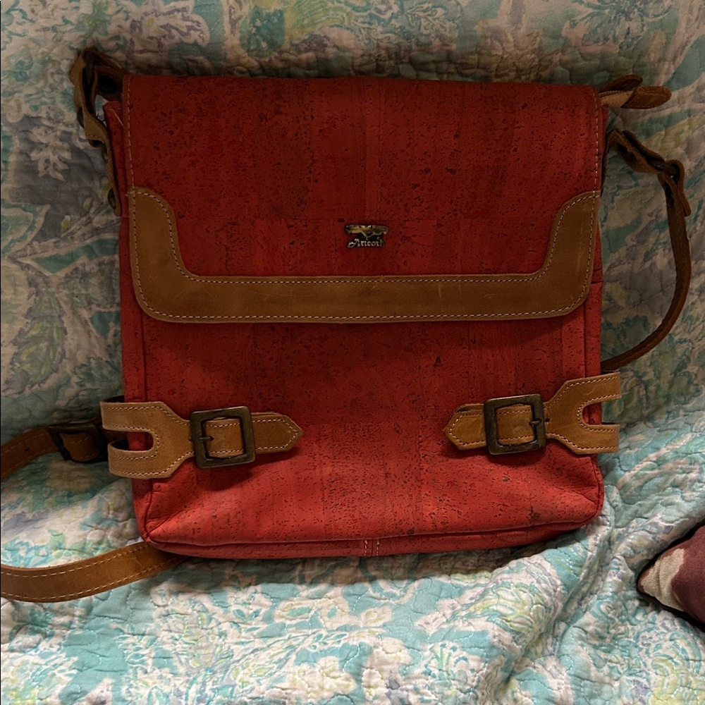 Corklife burnt orange  Crossbody Bag made of cork